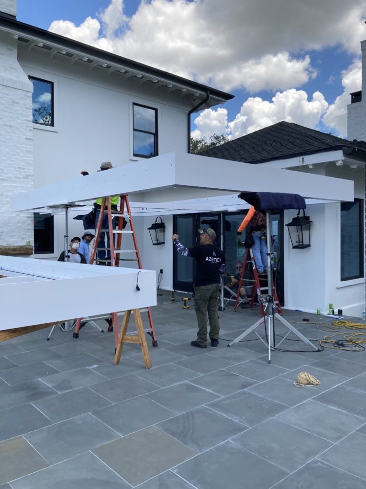 R-blade pergola assembly