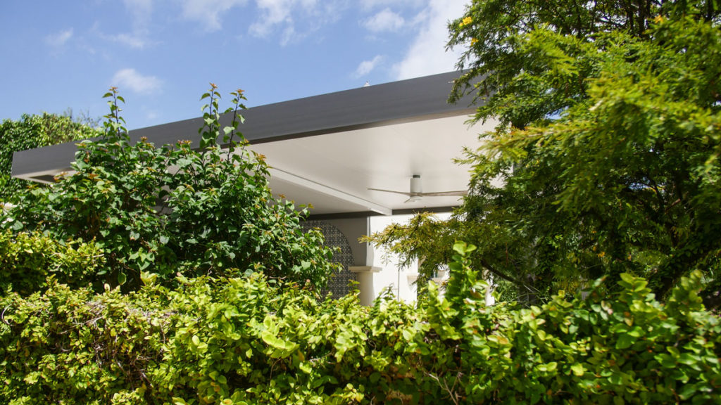 insulated sandwich panels: pergola roof options