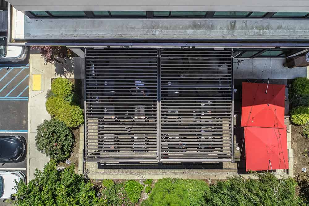 compelling reasons why investing in pergolas could be the key to unlocking your restaurant’s full potential. Drone view of Azenco Otudoor pergola in New State.