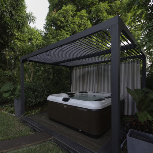 pergola and hottub
