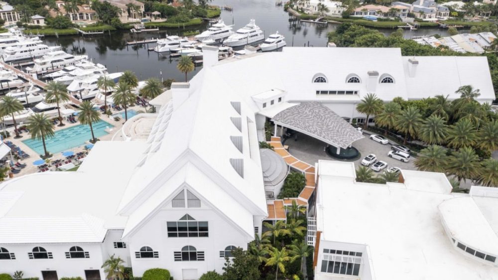 Porte cochere by Azenco and Syzygy - Admirals Cove Clubhouse, Jupiter, FL