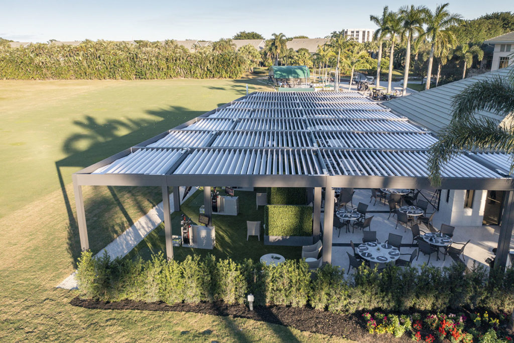 Golf Club - Outdoor space.