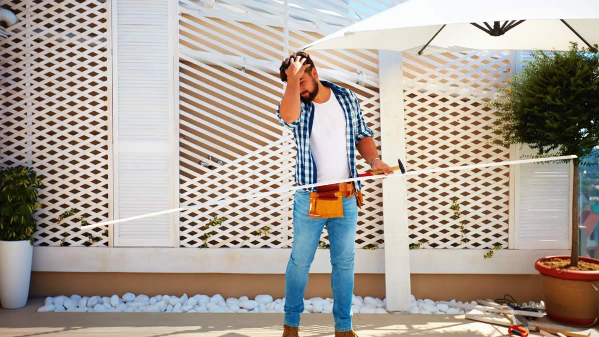 DIY pergola: is it a good choice