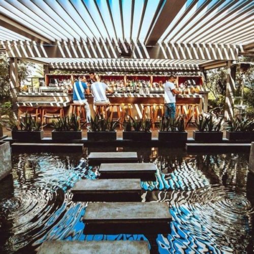 Retaurant pergola - commercial hospitality pergola