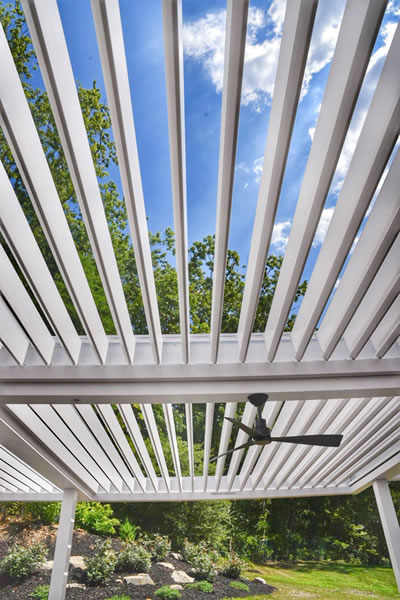 louvered roof pergola by Azenco - Sun Shade Pergola technology