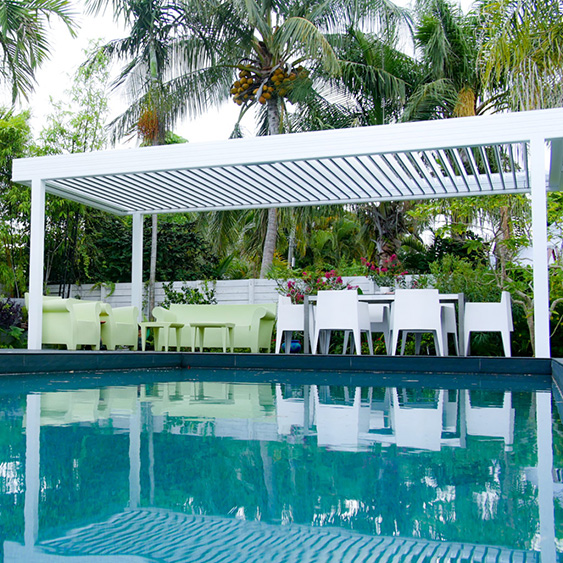 Azenco louvered roof pergola