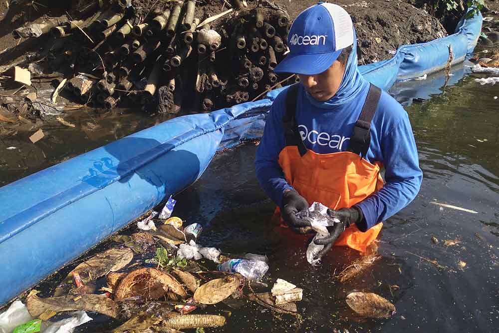 Cleanup Jembrana River