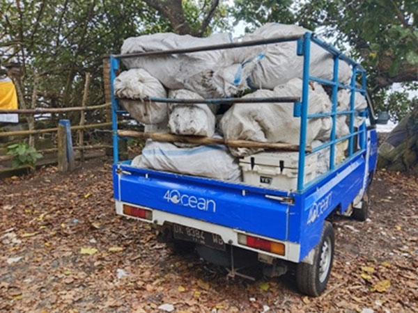 Bali Jembrana Beach Cleanup AZENCO OUTDOOR