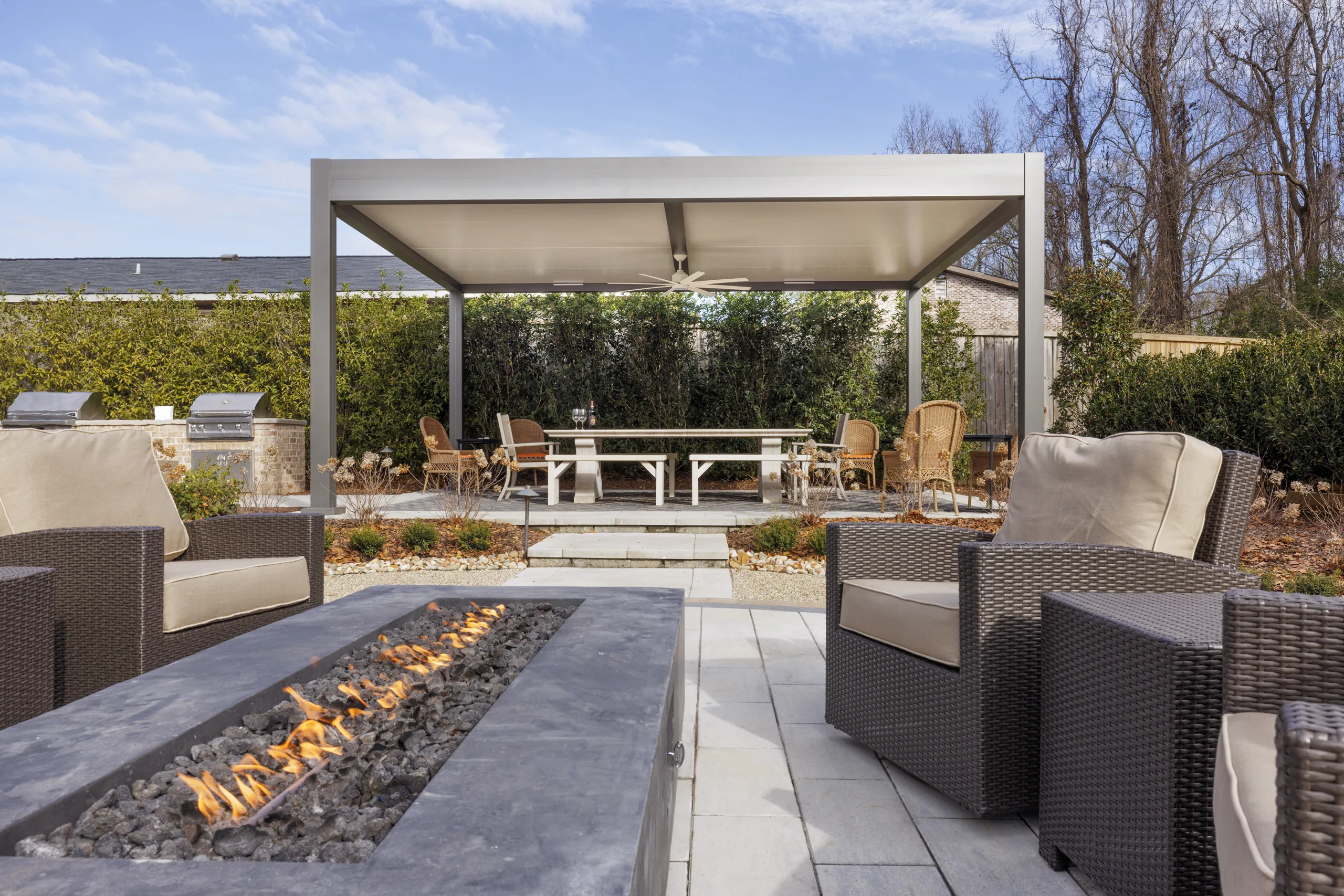gray and white r-shade freestanding in a backyard